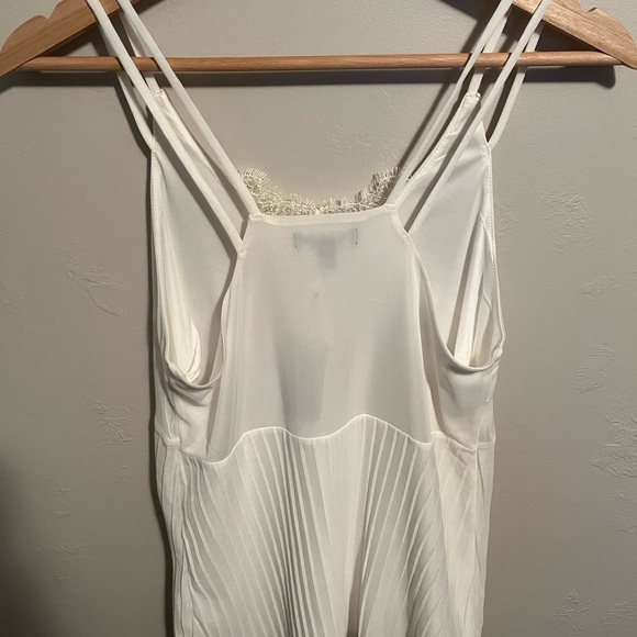 Express Strappy Pleated Lace Cami NWT - Picture 11 of 12